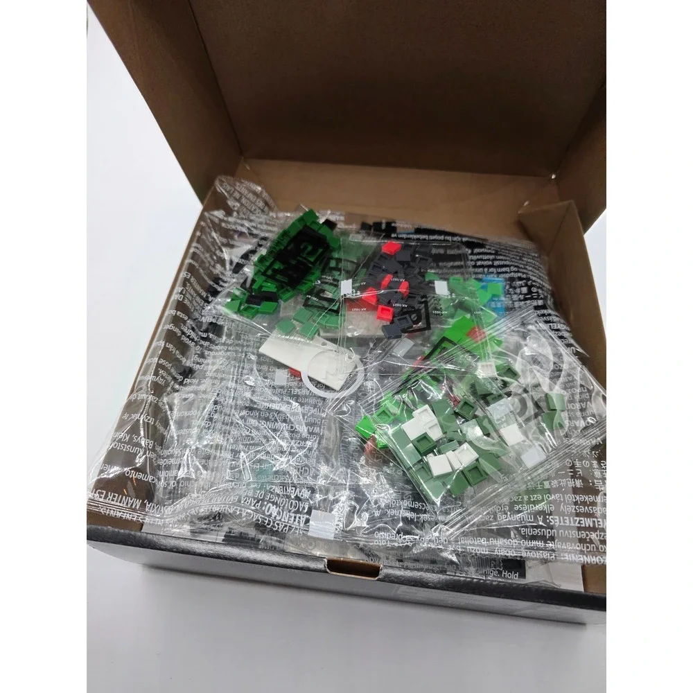 Mega Pokemon Bulbasaur Pixel Art Building Set 374 Pcs HTH75 Retro Sprite Green